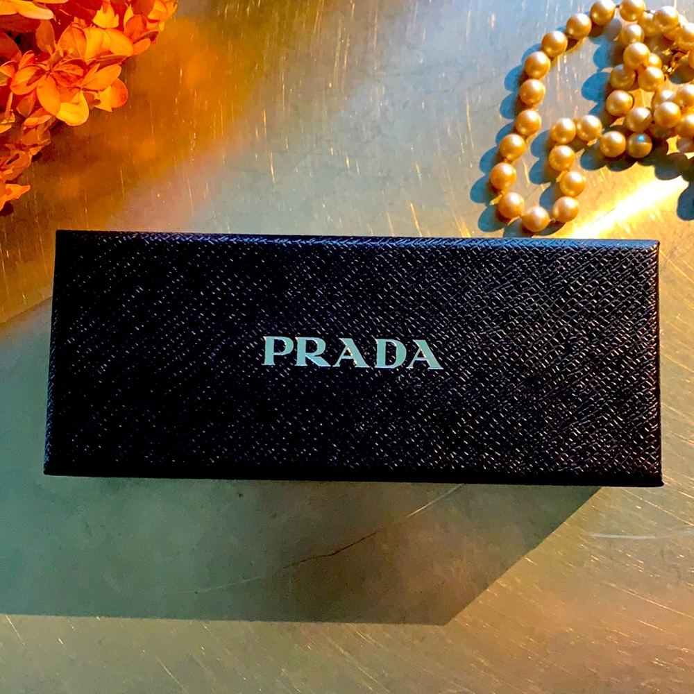 PRADA BOX